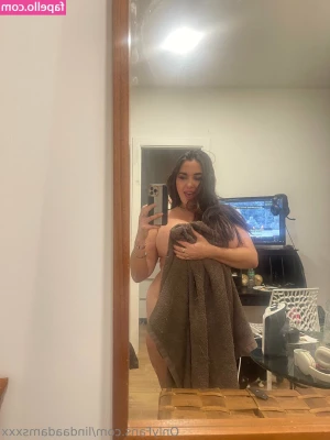 lindaadamsxxx - Papiii 🤗 💚 WRITE ME IM ONLINE 💚