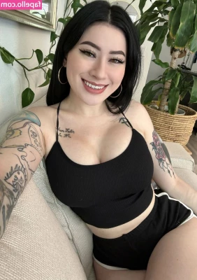 SamanthaKronos - Te doy una vuelta?😏