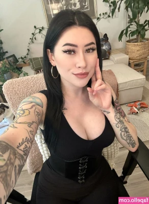 SamanthaKronos - Got a little boozed and played with my wiener. Who wants to see more?