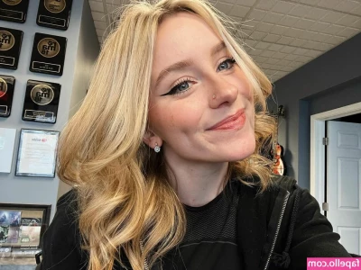 Audra Miller [ audra-miller ] - I m in a upbeat mood and wanted to post for you guys