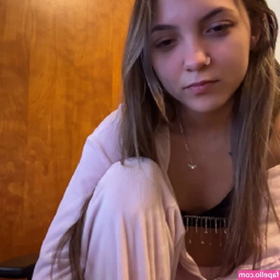 skyla93 - Where are the good guys? 😅 are you all taken by now? 😂