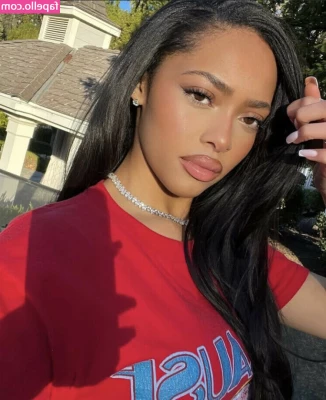 Jodie Woods [ jodie-woods ] - Why chase you when I’m the catch? 💕
