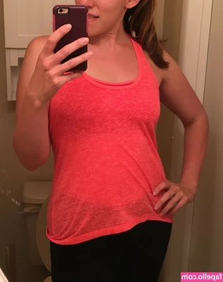 Emily Sequoia [ emily-sequoia ] - It s been a pretty rough week  Your girl could use some love