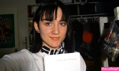 NinjagoBabe2001 - Woke up horny afff definitely about to milk all of this cream out of