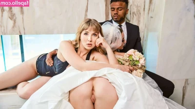 Lena Paul [ lena-paul ] - Ok so I may have gone golfing and not worn any panties under my short
