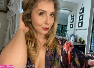 Lena Paul [ lena-paul ] - this set is worth scrolling through i promise  there s a surprise