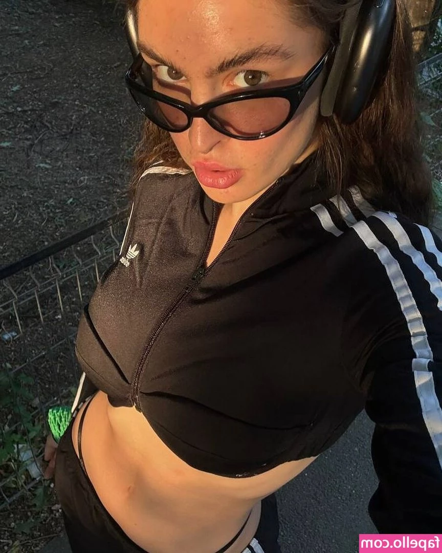 LittleRoxy - Slide your hard cock into my wet hole while I beg for more with my