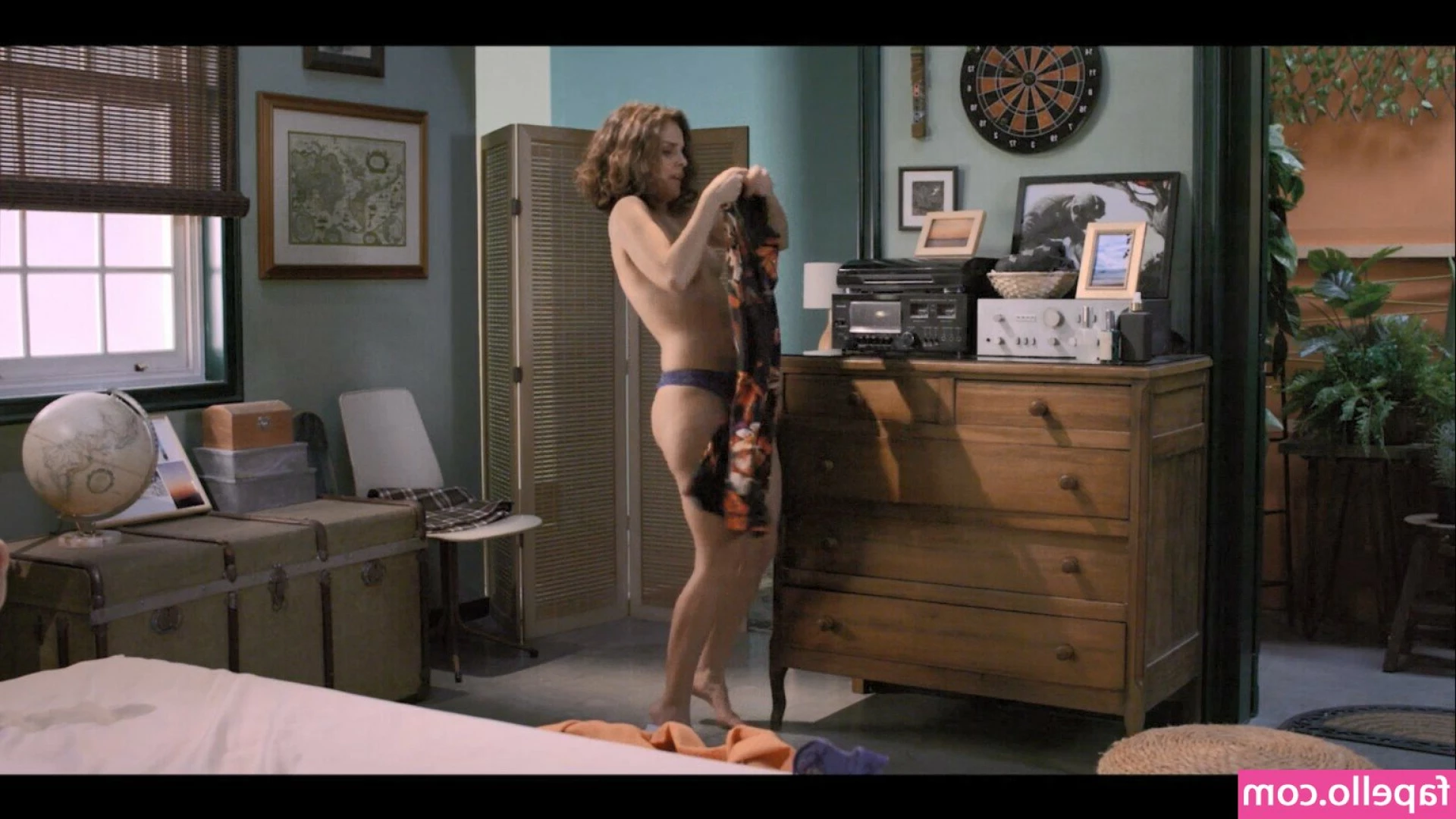 Paloma Bernardi [ paloma-bernardi ] - I want to ride you like this chair