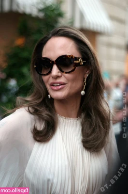 Angelina Jolie [ angelina-jolie ] - “did your tattoos hurt” yes and i liked it
