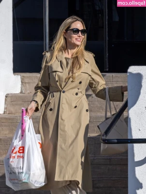 Angelina Jolie [ angelina-jolie ] - What a beautiful day🥰