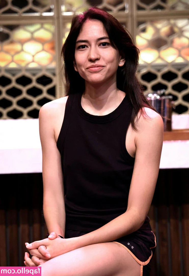 Sonoya Mizuno [ sonoya-mizuno ] - Been a little bit since I played with my dragon dildo I was really