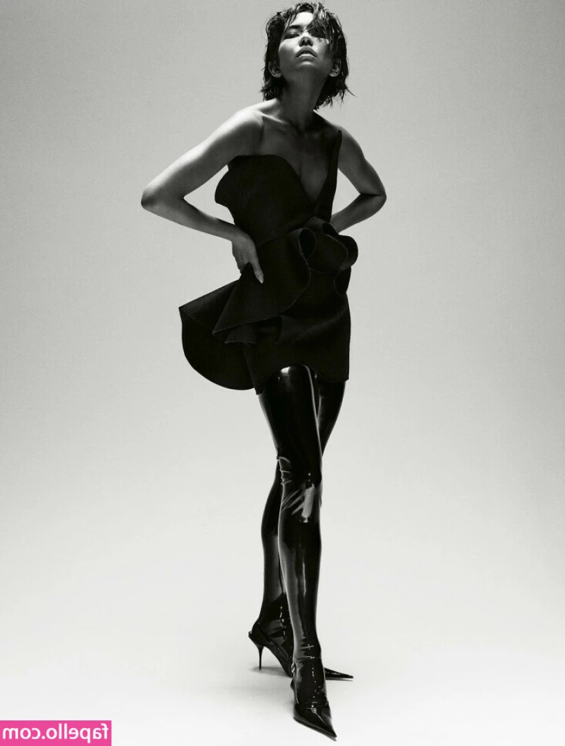 Sonoya Mizuno [ sonoya-mizuno ] - would u fuck my ass?🔥😈