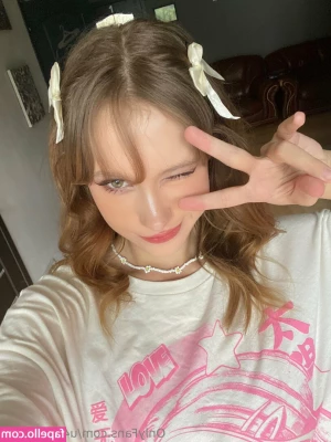 grace_thebiiigtits [ grace-thebiiigtits ] - Wanna get your hands on me babyy?? 🙈🙈