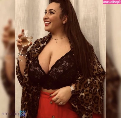 alessia barbarossa [ alessia-barbarossa-1 ] - All the subs need to remember to tip if you’d worship my bussy with