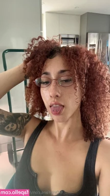 itsmekiraperez - Toes in fishnets &😻 shot