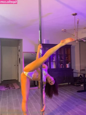 itsmekiraperez - Does my booty look good in this baby