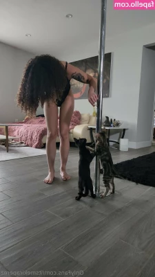 itsmekiraperez - Since many of you missed my   veils   today I ll satisfy you 