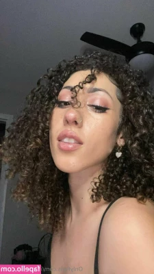 itsmekiraperez - Anyone else brush their teeth top less   Video is free in my VIP page