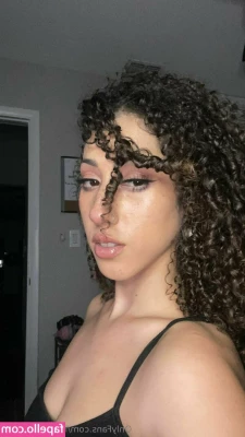 itsmekiraperez - do you prefer naked? or sexy lingerie