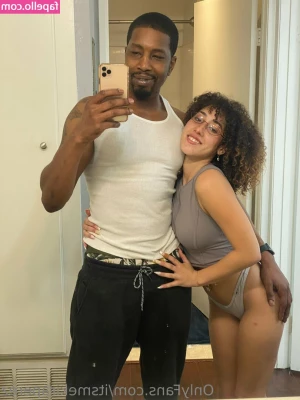 itsmekiraperez - Showers with me get real steamy
