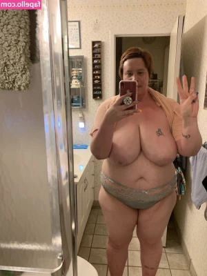 Juicy June [ juicy-june ] - I just can’t get enough of my new toy🥵 my doxy wand makes me