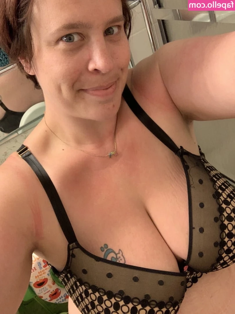 Juicy June [ juicy-june ] - It s all booty today my loves  Check your dm to watch me shake it for