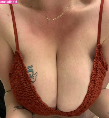 Juicy June [ juicy-june ] - A nice pair of pierced tits make Mondays great