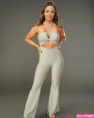 Tenille Dashwood [ tenille-dashwood ] - i love sucking your cock on my knees 🫣