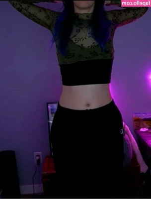 Rayactions - Daisy Gets Black Bred By BBC While Hubby is Caged in the Corner 💋