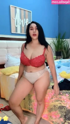 Sarah Ardhelia [ sarah-ardhelia ] - Just me play with sum cock