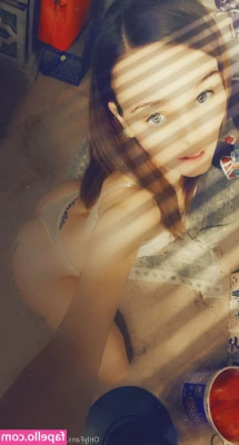 mandi_nymph [ mandi-nymph ] - Thank for Subscribe   Lil snack for y all   If you enjoy my lips   be