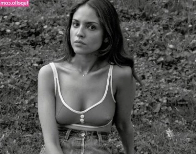 Odessa Young [ odessa-young ] - Tip if you d liked the video of anal as well and a special pic of my