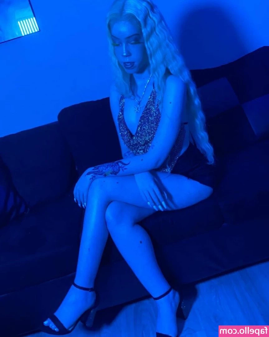 OfficialShayydee - Do you like me in white