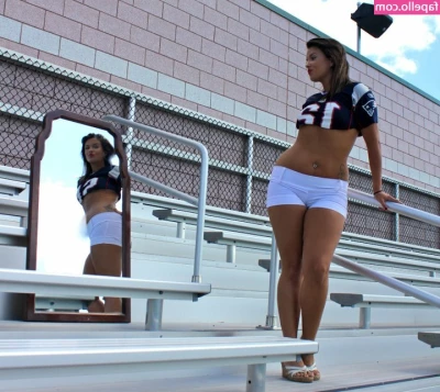 Amy Jackson [ amy-jackson ] - Tip  5 to receive a 3 photo custom set of your choice