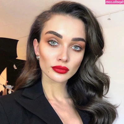 Amy Jackson [ amy-jackson ] - Tomorrow’s my one month anniversary on onlyfans ✨