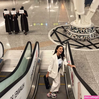 Amy Jackson [ amy-jackson ] - Just sent out a very special treat to my RENEWAL VIPS!  CHECK YOUR