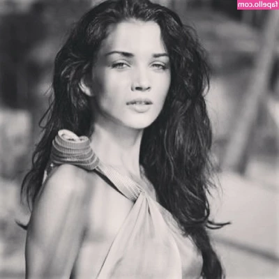 Amy Jackson [ amy-jackson ] - Spanked