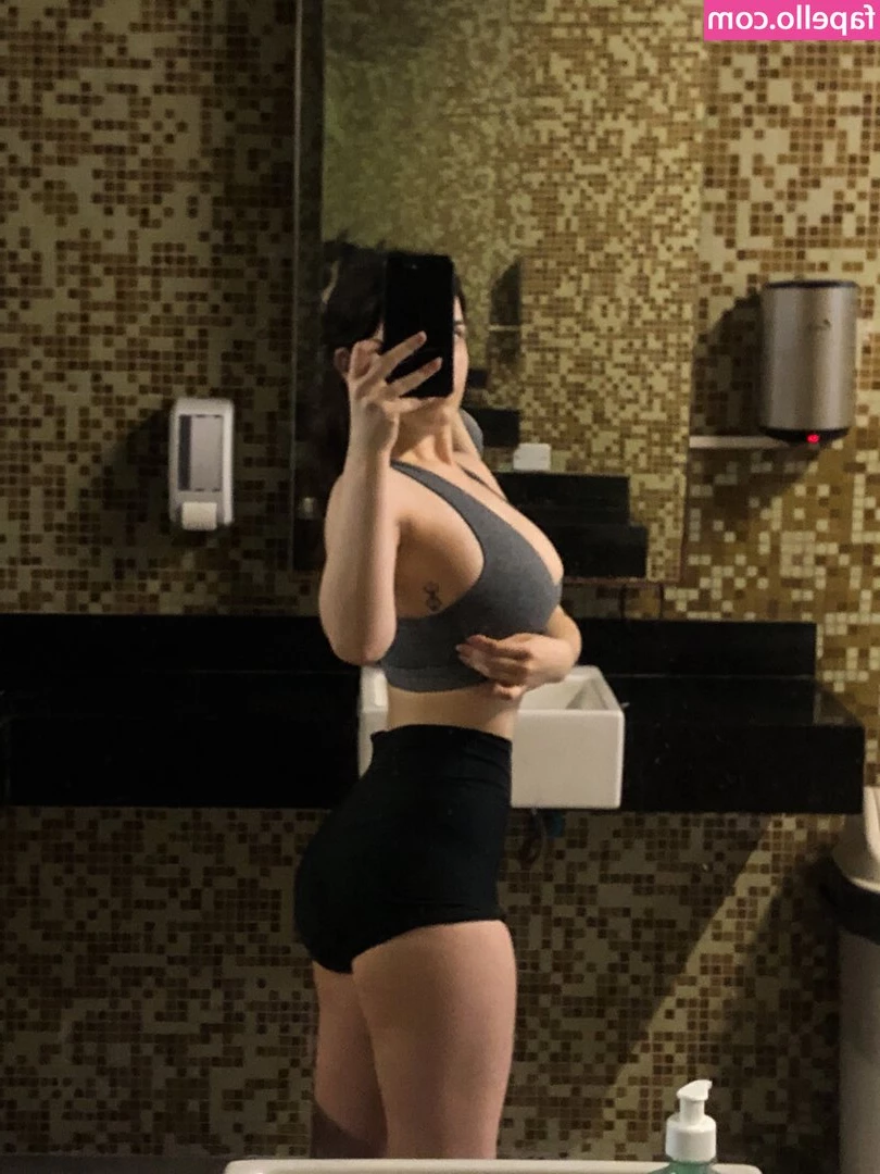 luluquisita - wanna see the full vid and more  DM me x