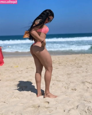 Yasmin Montenegro [ yasmin-montenegro ] - What do you think I d do with your filthy  stinking ass  You re lucky