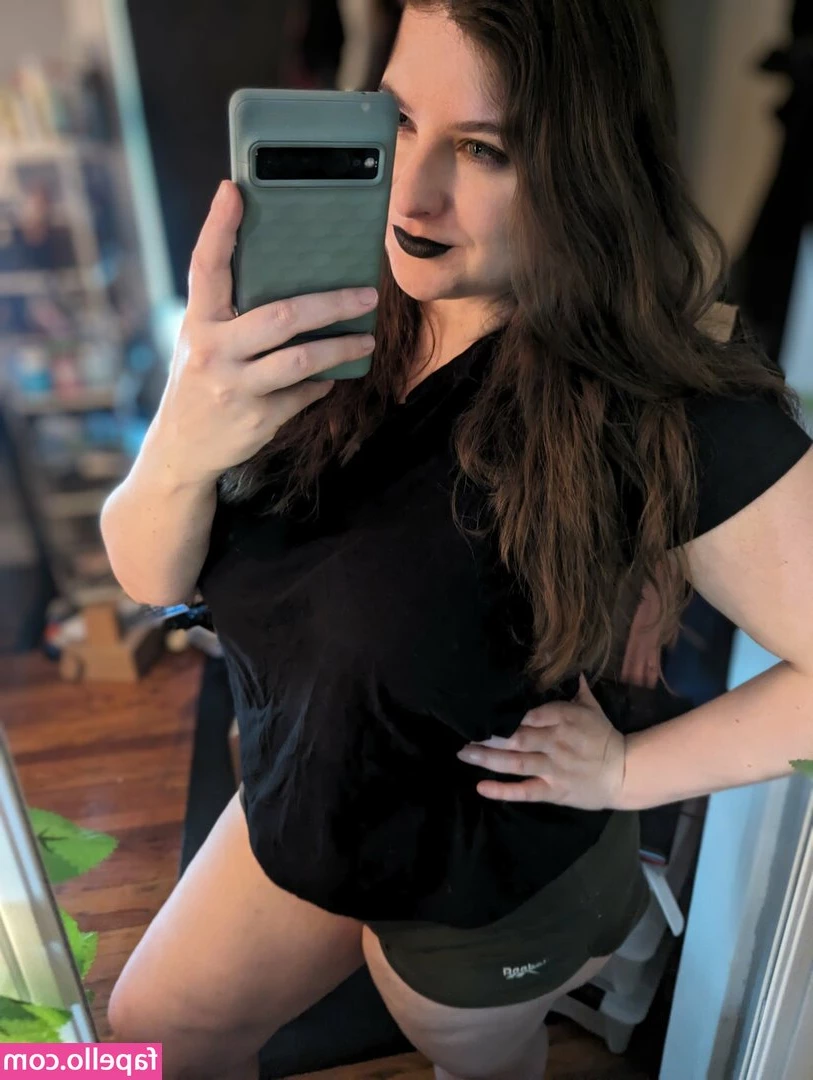 Esp4him [ esp4him-7 ] - How much longer am I going to be able to suck in my gut at all?   I'm