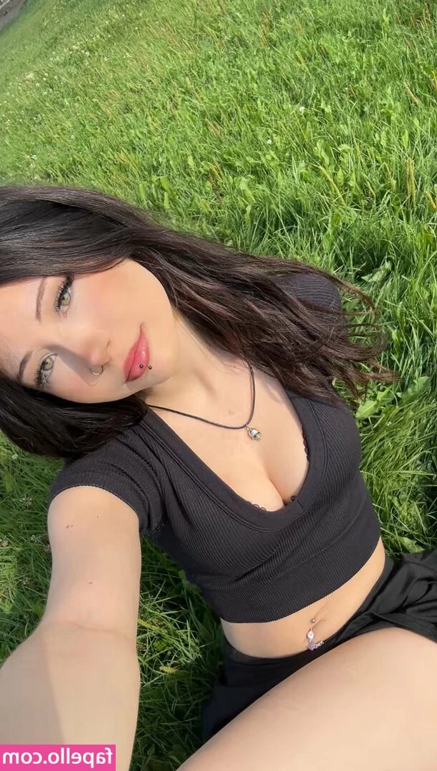 xoscarlettx - Very horny