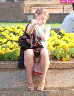 Upskirt - Candids [ upskirt-candids ] - what do you like best for impact play