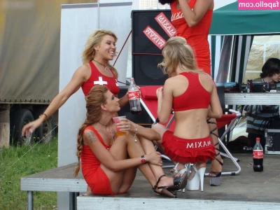 Upskirt - Candids [ upskirt-candids ] - Hehehehe