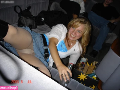 Upskirt - Candids [ upskirt-candids ] - Bend me over baby