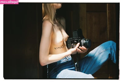 Elloise - DEFINITELY. A.  LOOK.