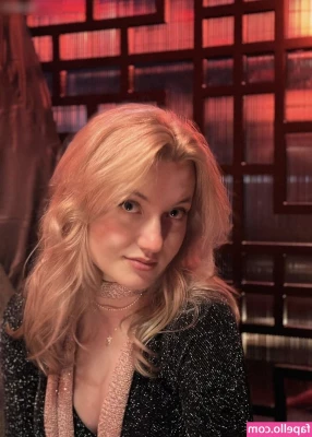 Lisa Übelsbacher [ lisa-belsbacher ] - I love shaking my booty for you🍑