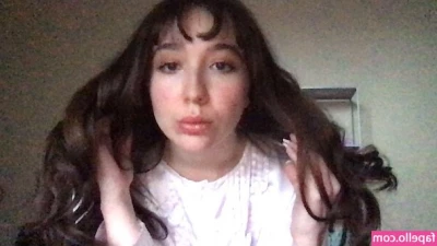 Elita Harkov [ elita-harkov ] - That last clip I was practicing a dance and it s terrible I know but