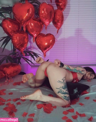 Catziilla [ catziilla-1 ] - @itsjustinevalentine inbox me for more content of my girlfriend and I