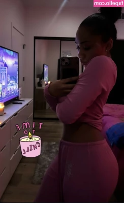 blasianbabylola - Six sexy selfies to ring in the new year. Lingerie, booty and plenty