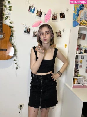dianawx13 - Went to an event with my sexy girlfriend  lifestyledivine and had